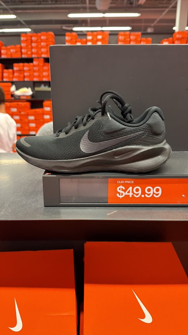 Zapatillas Nike Revolution negras