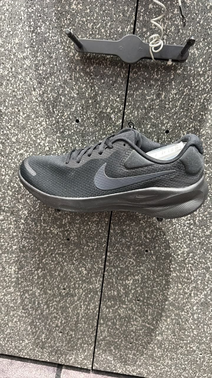 Zapatillas Nike Revolution negras