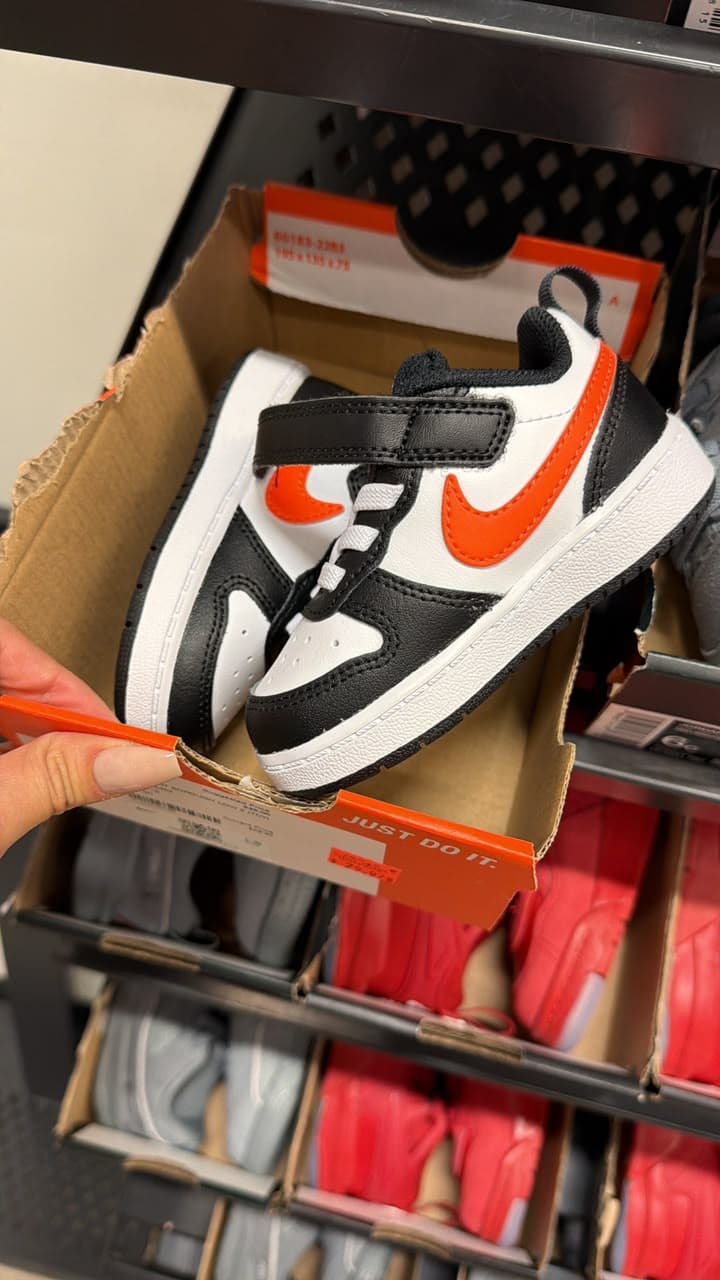 Zapatillas Nike bebé con velcro