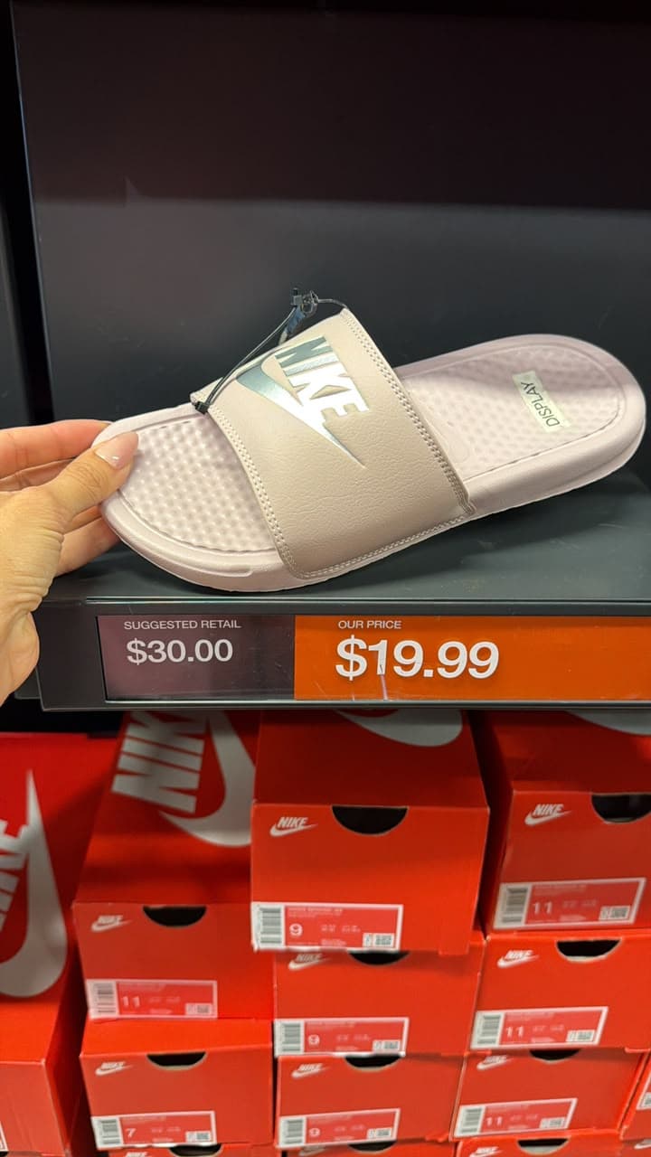 Sandalias Nike Benassi