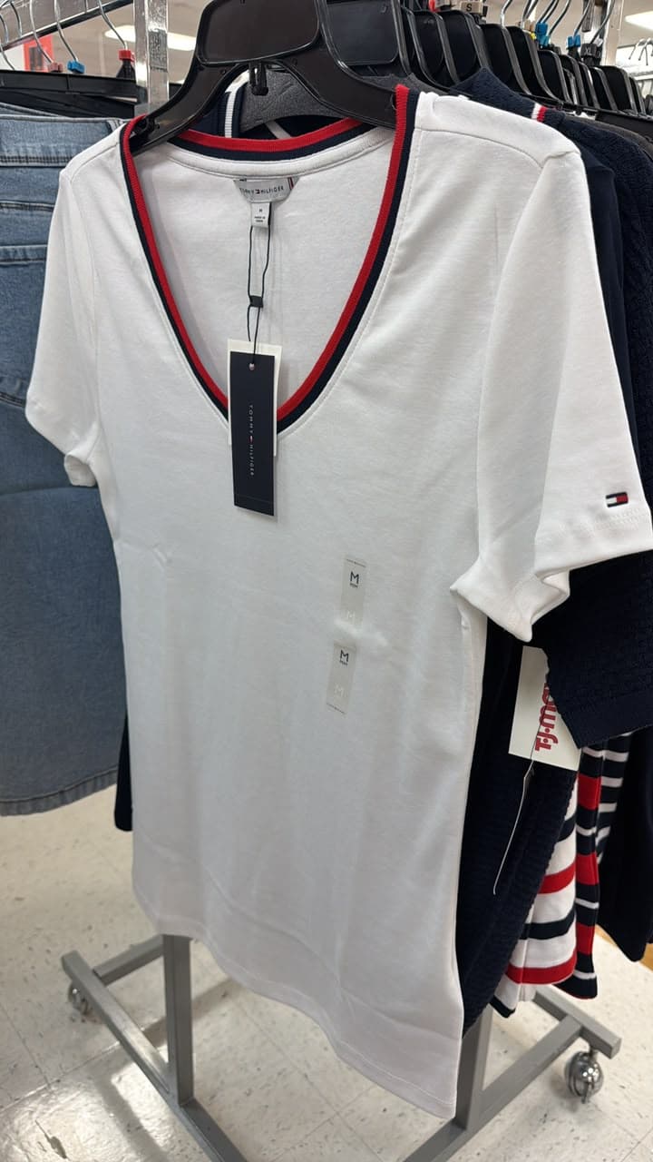 Camiseta Tommy Hilfiger cuello V