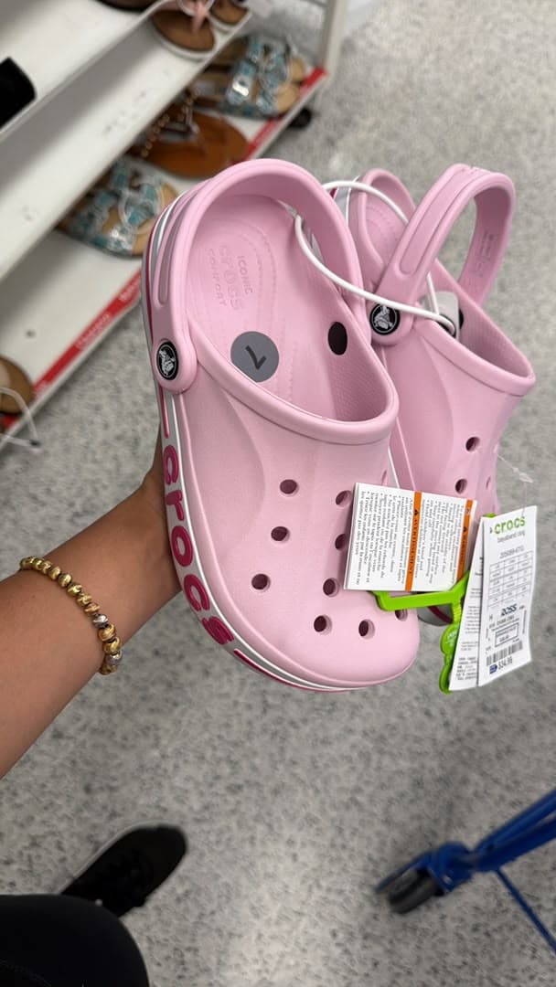 Crocs rosados