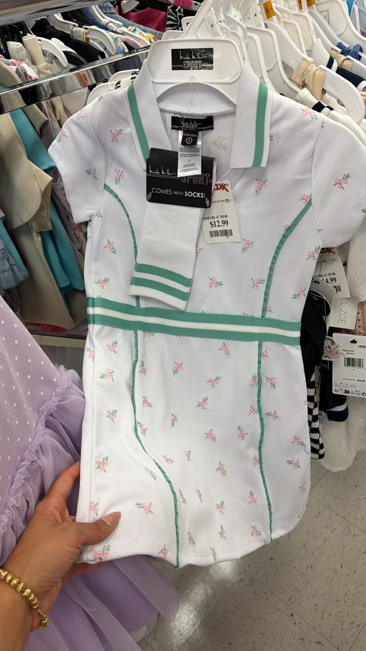 Vestido tipo polo con medias para niña